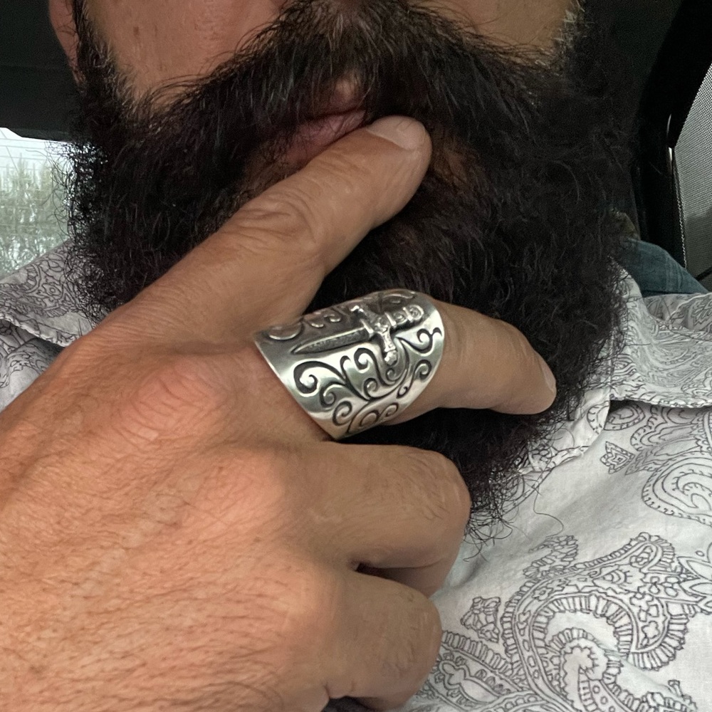Ring - Picture 6 of 7